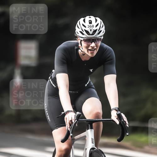 13.09.2026 - Stadtparktriathlon H.Heesch http://msf.ph/oto/10275617 13.09.2026 10:33:58 Radfahren 275, 320, 368 meine-sportfotos.de