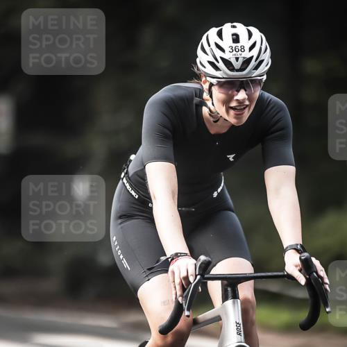 13.09.2026 - Stadtparktriathlon H.Heesch http://msf.ph/oto/10275621 13.09.2026 10:33:58 Radfahren 275, 320, 368 meine-sportfotos.de