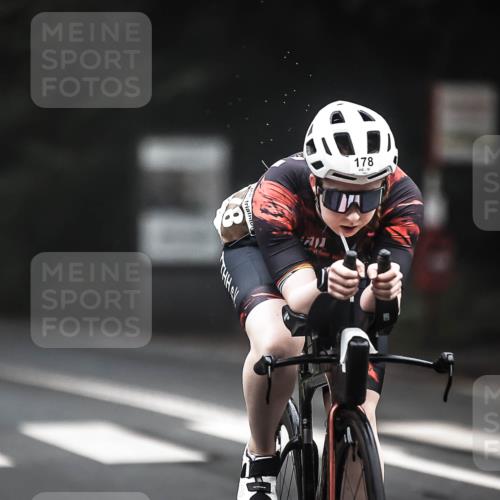 13.09.2026 - Stadtparktriathlon H.Heesch http://msf.ph/oto/10275626 13.09.2026 09:07:16 Radfahren 30, 32, 99, 123, 133, 158, 178 meine-sportfotos.de