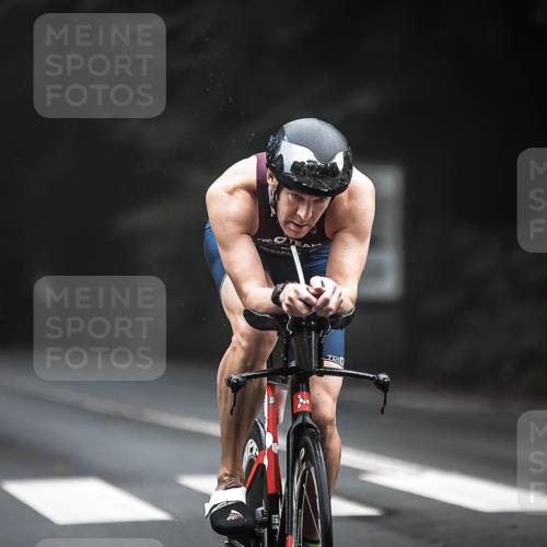 13.09.2026 - Stadtparktriathlon H.Heesch http://msf.ph/oto/10275638 13.09.2026 09:07:18 Radfahren 30, 32, 99, 133, 158, 178 meine-sportfotos.de
