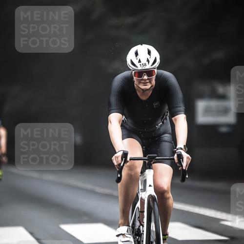 13.09.2026 - Stadtparktriathlon H.Heesch http://msf.ph/oto/10275663 13.09.2026 09:07:21 Radfahren 10, 20, 30, 32, 99, 106, 158, 178 meine-sportfotos.de