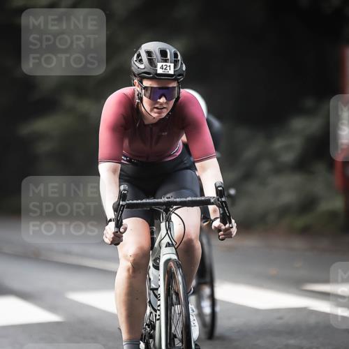 13.09.2026 - Stadtparktriathlon H.Heesch http://msf.ph/oto/10275678 13.09.2026 10:34:10 Radfahren 320, 421, 502 meine-sportfotos.de