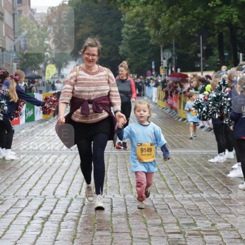13.09.2026 - Kiel Lauf Yannick Fuchs http://msf.ph/oto/10275681 13.09.2026 08:38:25 Ziel 4423, 281, 1807, 2936, 4085, 4490, 4734, 5709, 7477, 8382, 8428, 9791, 9921, 11412, 11810, 11899, 12581, 9149, 10005, 236, 278, 593, 1621, 4490, 5199, 5709, 5887, 7283, 7612, 9887, 10478, 11899 meine-sportfotos.de