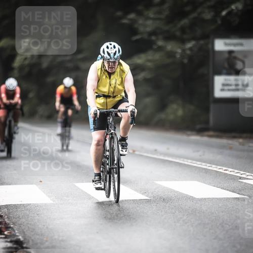 13.09.2026 - Stadtparktriathlon H.Heesch http://msf.ph/oto/10275689 13.09.2026 10:34:16 Radfahren 359, 421, 447, 502, 777 meine-sportfotos.de