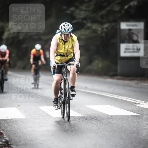 13.09.2026 - Stadtparktriathlon H.Heesch http://msf.ph/oto/10275692 13.09.2026 10:34:17 Radfahren 359, 447, 777 meine-sportfotos.de
