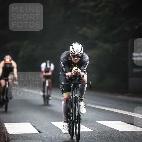 13.09.2026 - Stadtparktriathlon H.Heesch http://msf.ph/oto/10275694 13.09.2026 09:07:25 Radfahren 10, 20, 32, 99, 106, 158, 198, 201 meine-sportfotos.de
