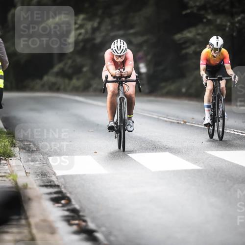 13.09.2026 - Stadtparktriathlon H.Heesch http://msf.ph/oto/10275705 13.09.2026 10:34:18 Radfahren 359, 447, 777 meine-sportfotos.de