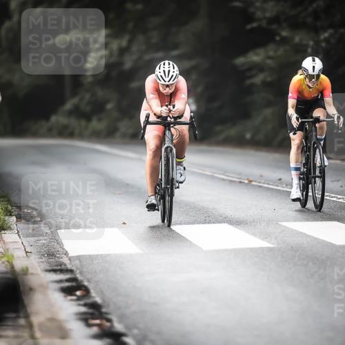 13.09.2026 - Stadtparktriathlon H.Heesch http://msf.ph/oto/10275706 13.09.2026 10:34:18 Radfahren 359, 447, 777 meine-sportfotos.de