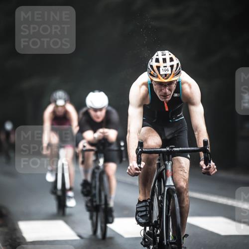 13.09.2026 - Stadtparktriathlon H.Heesch http://msf.ph/oto/10275722 13.09.2026 09:07:27 Radfahren 10, 20, 32, 106, 198, 201 meine-sportfotos.de