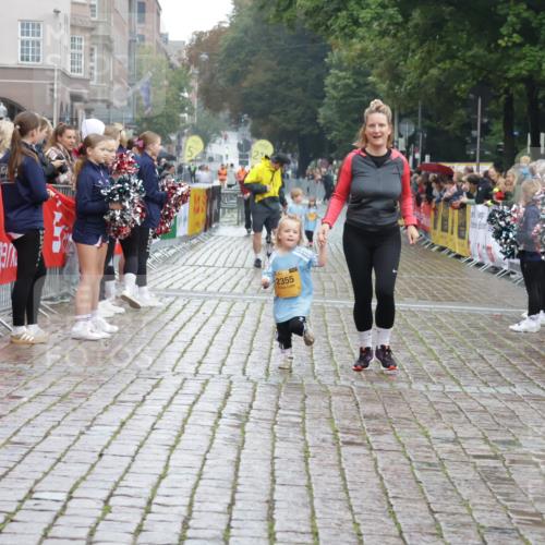 13.09.2026 - Kiel Lauf Yannick Fuchs http://msf.ph/oto/10275752 13.09.2026 08:38:30 Ziel 4423, 10005, 281, 1807, 2936, 4085, 4734, 7477, 8382, 8428, 9791, 9921, 11412, 11810, 12581, 2355, 9149, 236, 278, 2936, 4490, 5709, 5887, 7283, 10478, 11899 meine-sportfotos.de