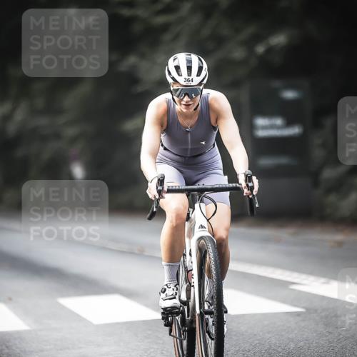 13.09.2026 - Stadtparktriathlon H.Heesch http://msf.ph/oto/10275762 13.09.2026 10:34:37 Radfahren 364, 399, 444, 538 meine-sportfotos.de