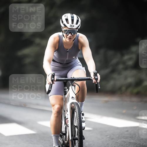 13.09.2026 - Stadtparktriathlon H.Heesch http://msf.ph/oto/10275768 13.09.2026 10:34:37 Radfahren 364, 399, 444, 538 meine-sportfotos.de