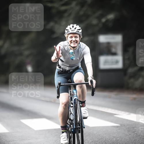 13.09.2026 - Stadtparktriathlon H.Heesch http://msf.ph/oto/10275822 13.09.2026 10:34:45 Radfahren 336, 444, 445, 489, 538 meine-sportfotos.de