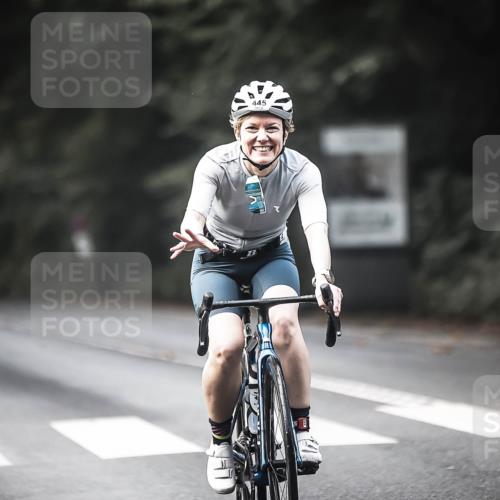 13.09.2026 - Stadtparktriathlon H.Heesch http://msf.ph/oto/10275824 13.09.2026 10:34:45 Radfahren 336, 444, 445, 489, 538 meine-sportfotos.de