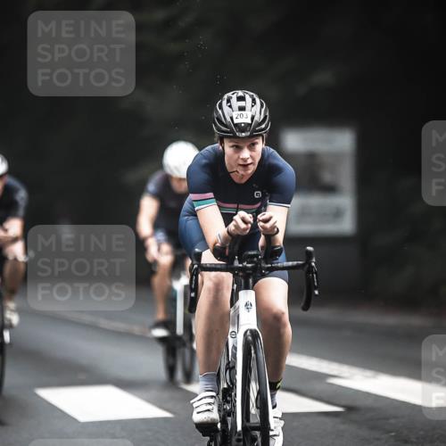 13.09.2026 - Stadtparktriathlon H.Heesch http://msf.ph/oto/10275834 13.09.2026 09:07:46 Radfahren 9, 75, 88, 89, 142, 154, 177, 203 meine-sportfotos.de