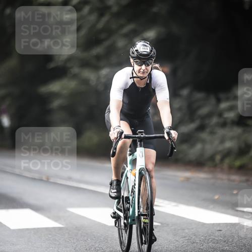 13.09.2026 - Stadtparktriathlon H.Heesch http://msf.ph/oto/10275876 13.09.2026 10:35:01 Radfahren 463, 465 meine-sportfotos.de