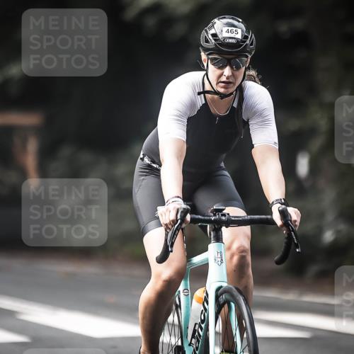 13.09.2026 - Stadtparktriathlon H.Heesch http://msf.ph/oto/10275889 13.09.2026 10:35:02 Radfahren 463, 465 meine-sportfotos.de