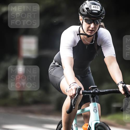 13.09.2026 - Stadtparktriathlon H.Heesch http://msf.ph/oto/10275893 13.09.2026 10:35:02 Radfahren 463, 465 meine-sportfotos.de