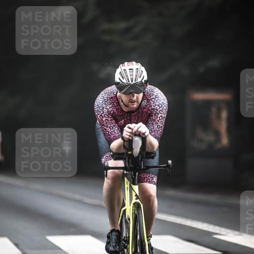 13.09.2026 - Stadtparktriathlon H.Heesch http://msf.ph/oto/10275896 13.09.2026 09:07:59 Radfahren 65, 97, 125, 163, 184 meine-sportfotos.de