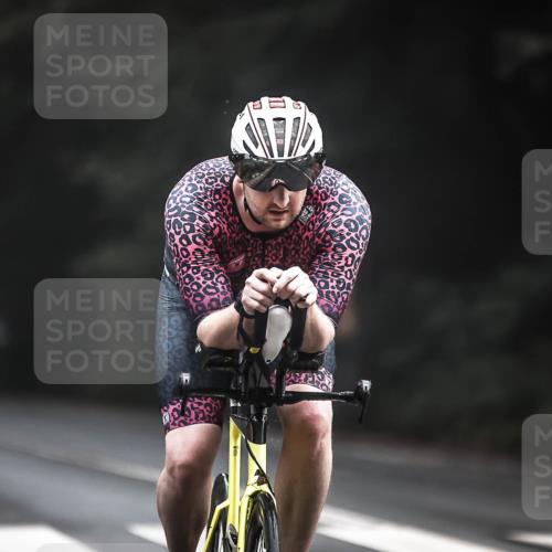 13.09.2026 - Stadtparktriathlon H.Heesch http://msf.ph/oto/10275904 13.09.2026 09:07:59 Radfahren 65, 97, 125, 163, 184 meine-sportfotos.de
