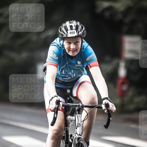 13.09.2026 - Stadtparktriathlon H.Heesch http://msf.ph/oto/10275931 13.09.2026 10:35:11 Radfahren 463, 466 meine-sportfotos.de