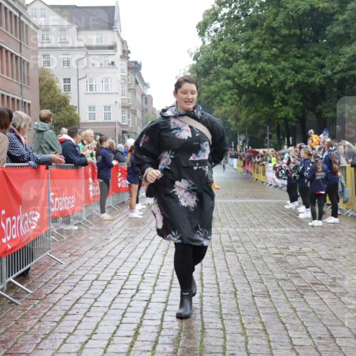 13.09.2026 - Kiel Lauf Yannick Fuchs http://msf.ph/oto/10275940 13.09.2026 08:39:01 Ziel 5216, 2355, 9149, 10005, 5267, 4423 meine-sportfotos.de