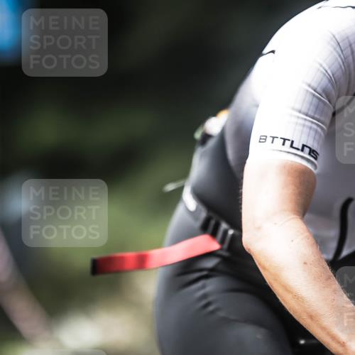13.09.2026 - Stadtparktriathlon H.Heesch http://msf.ph/oto/10275956 13.09.2026 10:35:19 Radfahren 437, 513 meine-sportfotos.de