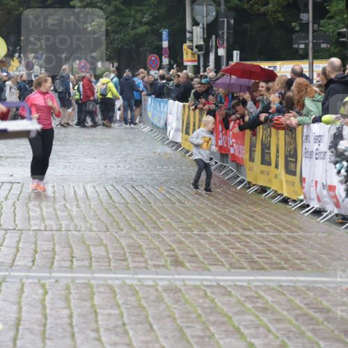 13.09.2026 - Kiel Lauf Yannick Fuchs http://msf.ph/oto/10276030 13.09.2026 08:39:17 Ziel 5267, 2355, 5216, 9149, 4733, 9149 meine-sportfotos.de