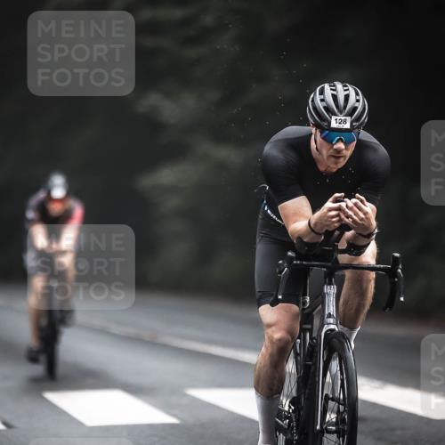 13.09.2026 - Stadtparktriathlon H.Heesch http://msf.ph/oto/10276112 13.09.2026 09:08:30 Radfahren 83, 117, 120, 128, 160, 161 meine-sportfotos.de