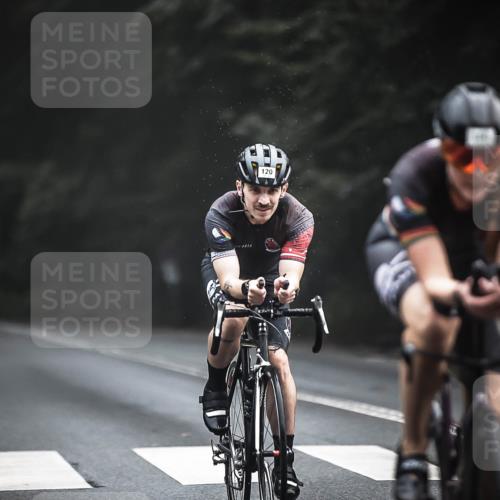 13.09.2026 - Stadtparktriathlon H.Heesch http://msf.ph/oto/10276128 13.09.2026 09:08:31 Radfahren 83, 117, 120, 128, 160 meine-sportfotos.de