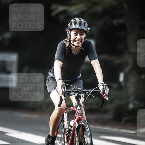 13.09.2026 - Stadtparktriathlon H.Heesch http://msf.ph/oto/10276157 13.09.2026 10:36:10 Radfahren 380, 389, 430, 443, 454, 539 meine-sportfotos.de