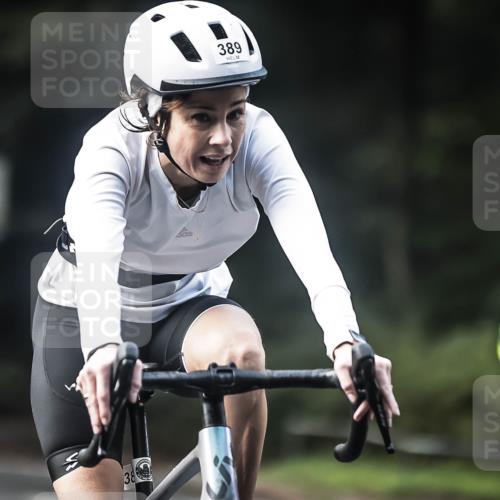 13.09.2026 - Stadtparktriathlon H.Heesch http://msf.ph/oto/10276167 13.09.2026 10:36:11 Radfahren 380, 389, 430, 443, 454, 539 meine-sportfotos.de