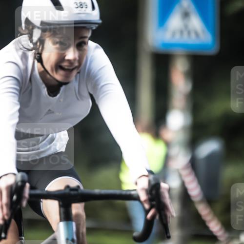 13.09.2026 - Stadtparktriathlon H.Heesch http://msf.ph/oto/10276169 13.09.2026 10:36:11 Radfahren 380, 389, 430, 443, 454, 539 meine-sportfotos.de
