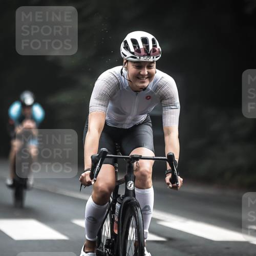 13.09.2026 - Stadtparktriathlon H.Heesch http://msf.ph/oto/10276227 13.09.2026 09:09:00 Radfahren 24, 29, 39, 42, 57, 71, 156, 162, 164, 168, 208 meine-sportfotos.de