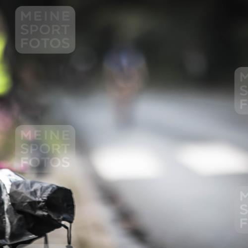 13.09.2026 - Stadtparktriathlon H.Heesch http://msf.ph/oto/10276233 13.09.2026 10:36:25 Radfahren 351, 383 meine-sportfotos.de