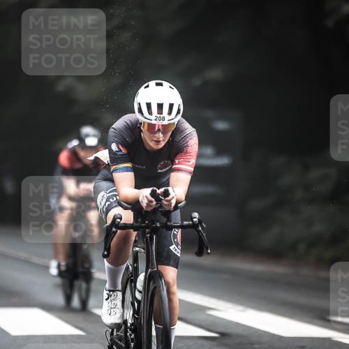13.09.2026 - Stadtparktriathlon H.Heesch http://msf.ph/oto/10276243 13.09.2026 09:09:02 Radfahren 39, 42, 57, 71, 156, 162, 168, 194, 207, 208 meine-sportfotos.de