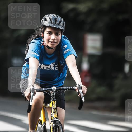 13.09.2026 - Stadtparktriathlon H.Heesch http://msf.ph/oto/10276251 13.09.2026 10:36:29 Radfahren 347, 351, 383, 479 meine-sportfotos.de