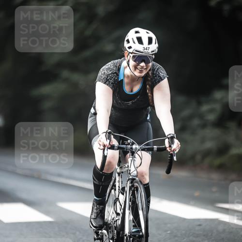 13.09.2026 - Stadtparktriathlon H.Heesch http://msf.ph/oto/10276264 13.09.2026 10:36:33 Radfahren 347, 351, 361, 479 meine-sportfotos.de