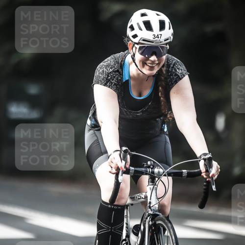 13.09.2026 - Stadtparktriathlon H.Heesch http://msf.ph/oto/10276274 13.09.2026 10:36:33 Radfahren 347, 351, 361, 479 meine-sportfotos.de