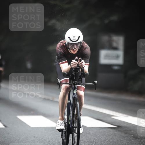 13.09.2026 - Stadtparktriathlon H.Heesch http://msf.ph/oto/10276275 13.09.2026 09:09:06 Radfahren 42, 54, 57, 71, 162, 168, 194, 207, 208 meine-sportfotos.de