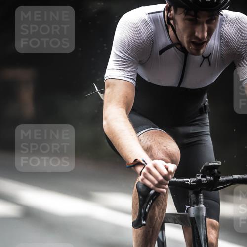 13.09.2026 - Stadtparktriathlon H.Heesch http://msf.ph/oto/10276321 13.09.2026 09:09:21 Radfahren 19, 176, 189, 190 meine-sportfotos.de
