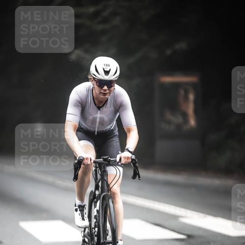 13.09.2026 - Stadtparktriathlon H.Heesch http://msf.ph/oto/10276327 13.09.2026 09:09:22 Radfahren 19, 176, 189, 190 meine-sportfotos.de