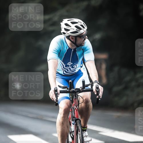 13.09.2026 - Stadtparktriathlon H.Heesch http://msf.ph/oto/10276330 13.09.2026 10:36:41 Radfahren 361, 479, 542, 569 meine-sportfotos.de