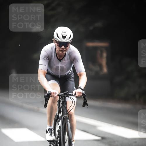 13.09.2026 - Stadtparktriathlon H.Heesch http://msf.ph/oto/10276331 13.09.2026 09:09:22 Radfahren 19, 176, 189, 190 meine-sportfotos.de