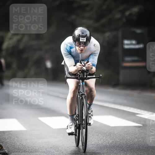 13.09.2026 - Stadtparktriathlon H.Heesch http://msf.ph/oto/10276349 13.09.2026 10:36:43 Radfahren 361, 488, 528, 542, 569 meine-sportfotos.de