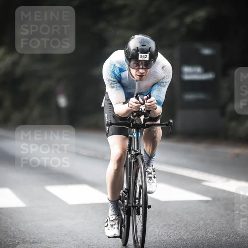 13.09.2026 - Stadtparktriathlon H.Heesch http://msf.ph/oto/10276350 13.09.2026 10:36:43 Radfahren 361, 488, 528, 542, 569 meine-sportfotos.de