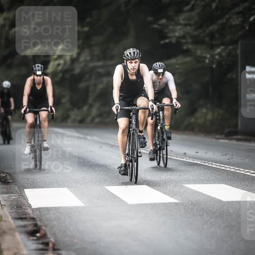 13.09.2026 - Stadtparktriathlon H.Heesch http://msf.ph/oto/10276370 13.09.2026 10:36:47 Radfahren 434, 488, 528, 542, 569 meine-sportfotos.de