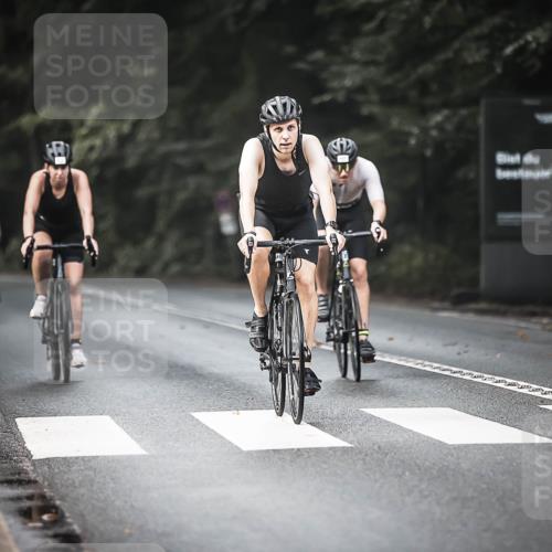 13.09.2026 - Stadtparktriathlon H.Heesch http://msf.ph/oto/10276378 13.09.2026 10:36:48 Radfahren 382, 434, 488, 528, 542 meine-sportfotos.de
