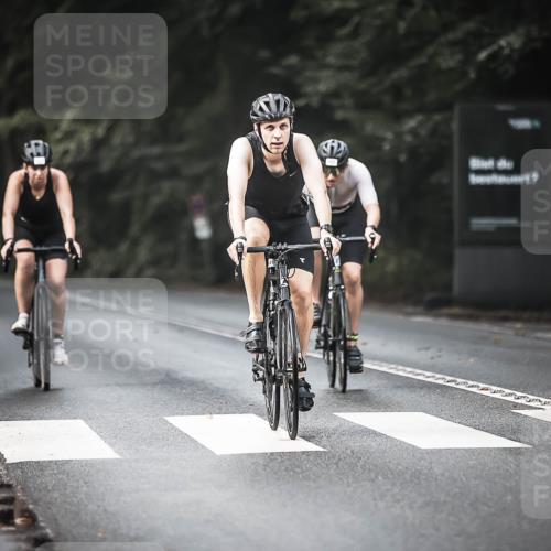 13.09.2026 - Stadtparktriathlon H.Heesch http://msf.ph/oto/10276379 13.09.2026 10:36:48 Radfahren 382, 434, 488, 528, 542 meine-sportfotos.de