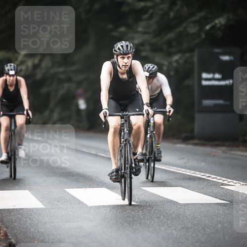 13.09.2026 - Stadtparktriathlon H.Heesch http://msf.ph/oto/10276383 13.09.2026 10:36:48 Radfahren 382, 434, 488, 528, 542 meine-sportfotos.de